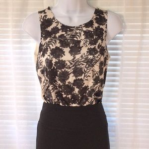 Ann Taylor Sleeveless Floral Top XSP